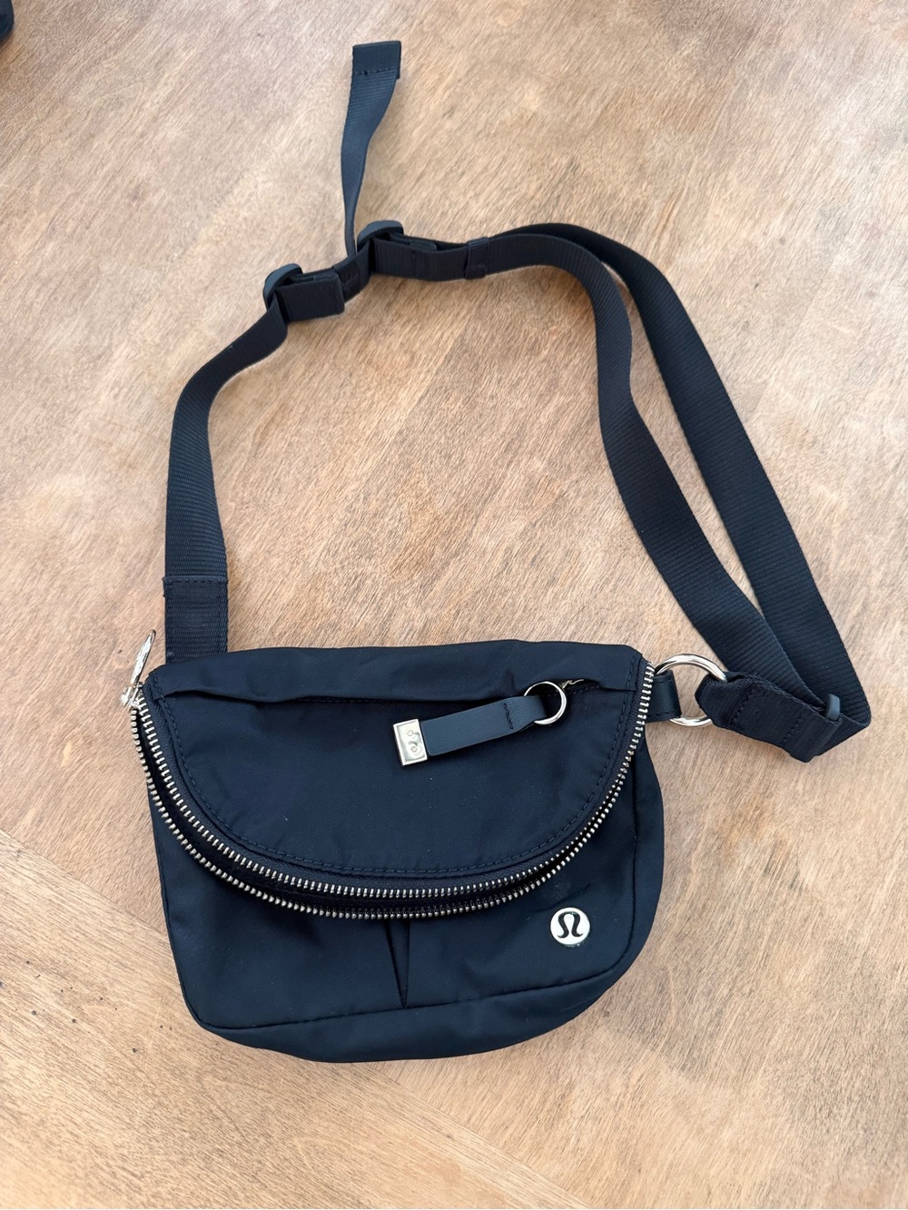 lululemon Black Crossbody Belt Bag